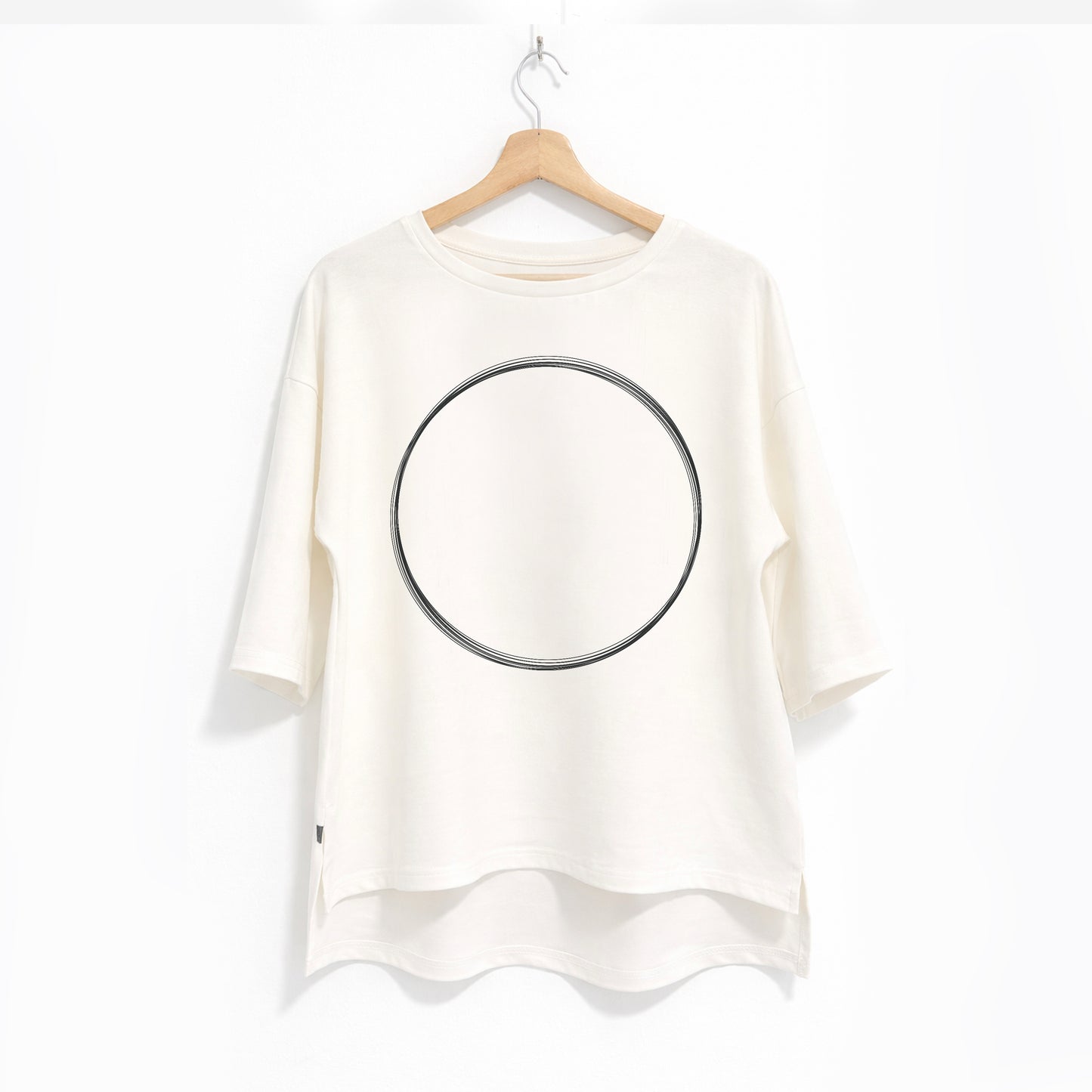 Oversized majica "Krug", bela
